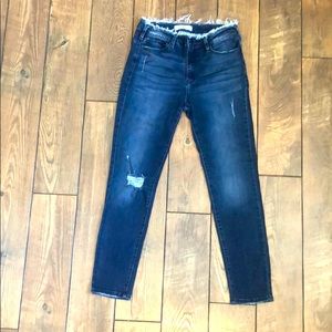 KanCan 30” Distressed Jeans